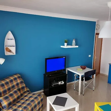 Saranda Apartments Daire *